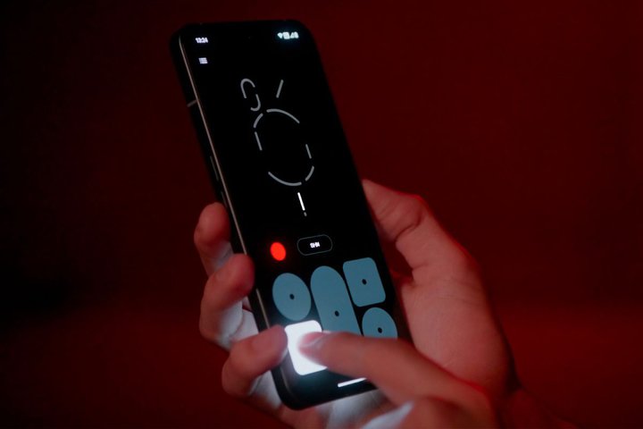 NothingAg̒MhV@\uGlyph ComposervPhone (2)ɓڂ