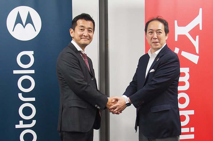 {̃X}zsAcU߂ɏo郁[J[̖^