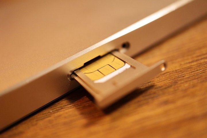 iOS 17gBh@\炩ɁBfASIMΉiPhoneԍʃbZ[WǗ⒅MɑΉ