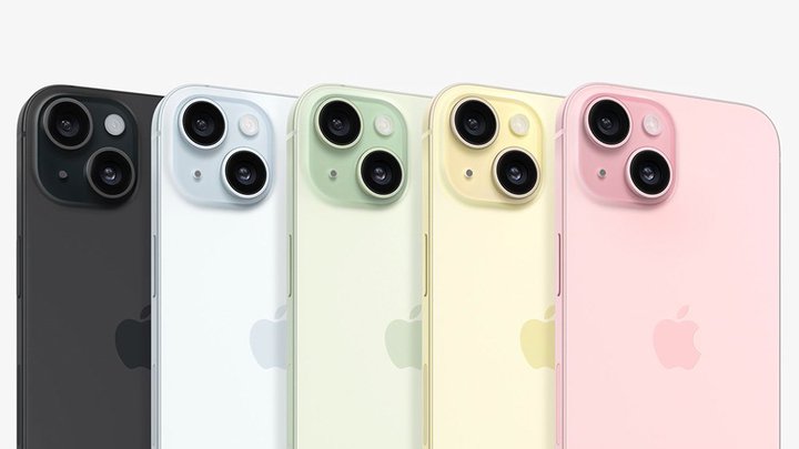 USB-CځuiPhone 15voBi͖12.5~`A6.7^́u15 Plusv