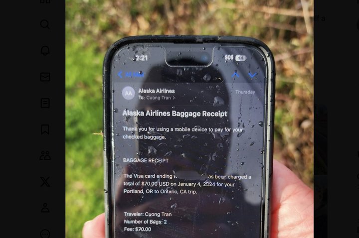 x5000m̍q@oꂽiPhoneAŐт