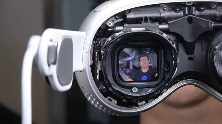 Apple Vision ProAiFixit̕|[g2eBfBXvC1f́uԌvTCY