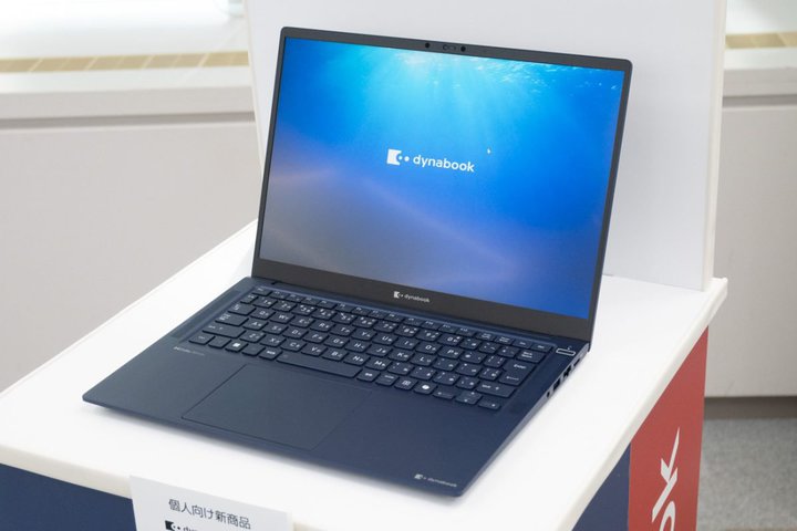 dynabookAAIڂ̃tOVbvm[gPCuR9vBCopilotL[