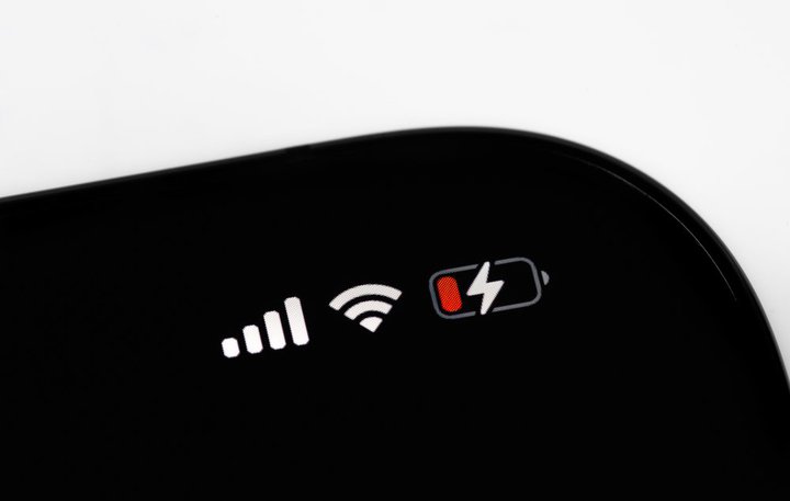 500񂩂1000ցBiPhone 15̃obe[˔@{