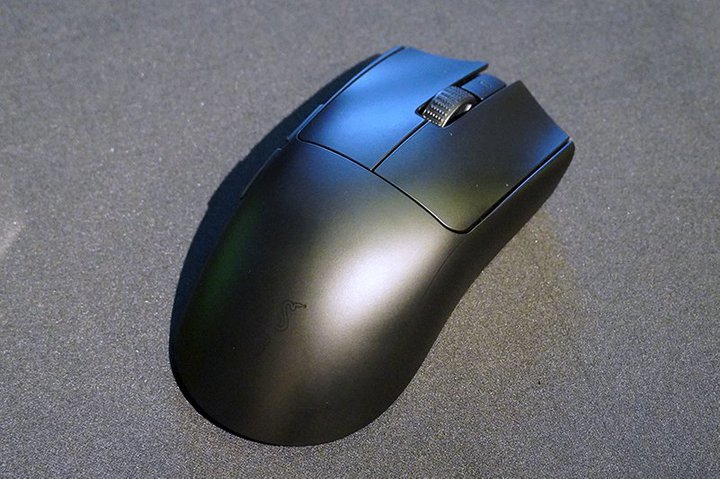 RazerA54g̒yʁ^xZT[ڂ̃Q[~O}EXuViper V3 Prov