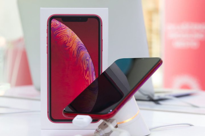 uiPhone SE 4vAʃTCYpl͖mƂ̏