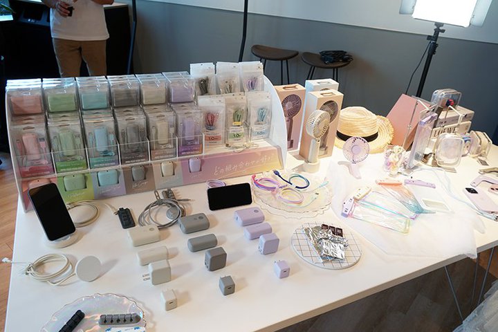 MOTTERUAcʕ\@\toCobe[ȂǐVi10B\łI