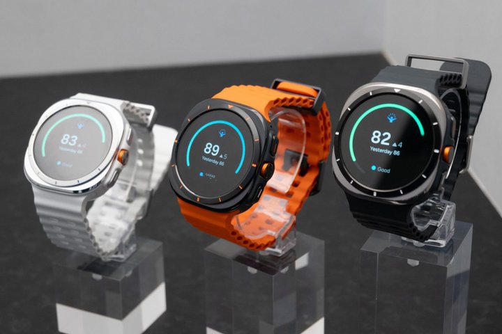 TXAx߂AEghAX}[gEHb`uGalaxy Watch Ultrav