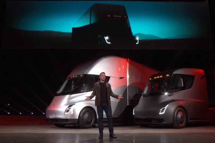 Tesla Semi、荷物満載で約800kmを走破。12/1に納車イベントも