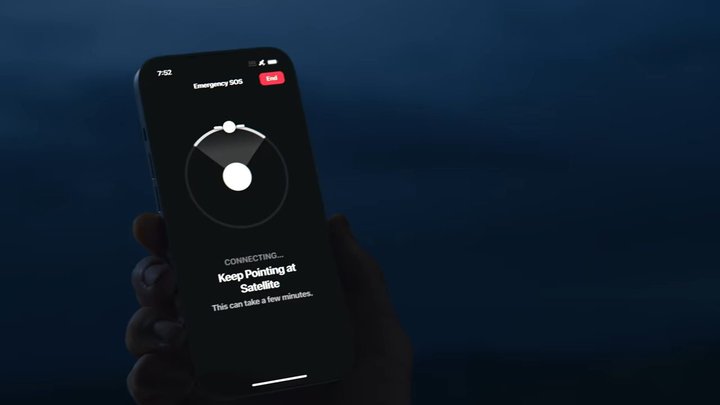 iPhone 14uqoRً̋}SOSvAAXJő̒j~