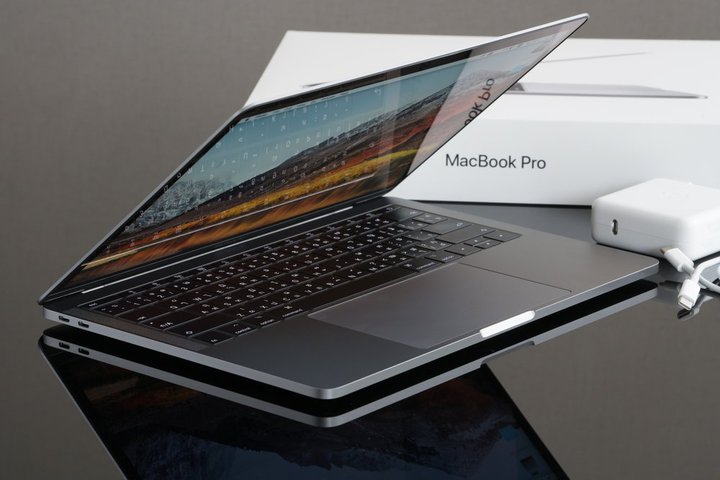 uM2 Pro/MaxvMacBook ProAɒxƂ̏