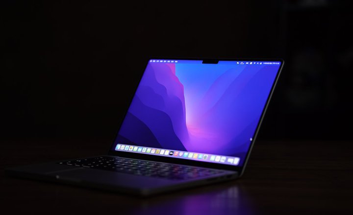 ܂ȂAbvVi\HMacBook Prỏ\