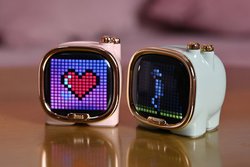 Divoom�A���킢�炵�������f�U�C���̃s�N�Z���A�[�g�X�s�[�J�[�uZOOE�v