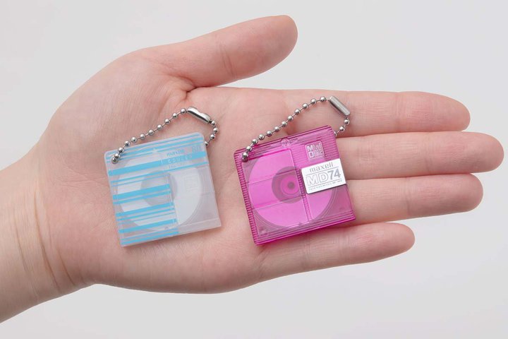 uMD(~jfBXN)vƏȂăKV|ɓo