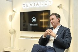 �f�r�A��CEO �W���b�N�E�f�����������C���^�r���[�B���y�ƂƂ��ɂ��郉�O�W���A���[�ȃ��C�t�X�^�C��������