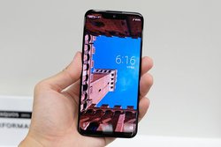 V[vAEŌyʂ̗L@ELX}zuAQUOS zerov