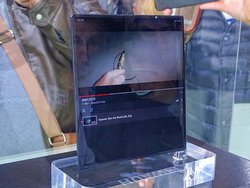 t@[EFCAE5GΉ܂肽݃X}zuHuawei Mate XvB28~