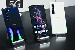 V[v́h5GΉhX}zuAQUOS R5GvB8KJ