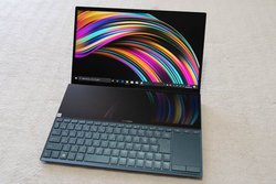 ASUSA^^yʉ2ʃm[gPCuZenBook Duov