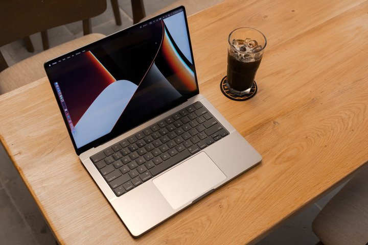 M2 Pro/M2 MaxMacBook ProA2022NHoꂩyGadget Gatez