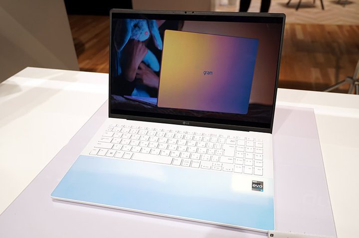 LGAV[Y̗L@ELfBXvCڃm[gPCuLG gram Stylev