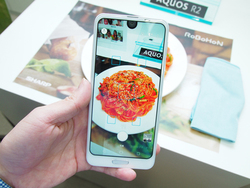 V[vAhr[rW/AgXɗΉJ啝gSʐih́uAQUOS R2v