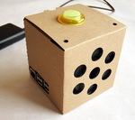 X}[gXs[J[͎łI 3~ŔuGoogle AIY Voice Kitvr[