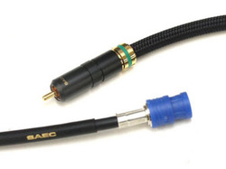 ���_�����t����`�����\ �[ �T�G�N�̃f�W�^���P�[�u���uDIG-4000Mk2�v�𒮂��B�N���b�N�p�uDIG-T50�v��