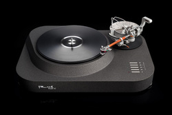 ���������������A���g�A�j�A���n�C�G���h�I�[�f�B�I�u�����h�uReed�v�̃A�i���O�v���[���[������