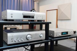 �f�m�� �g�V����G���g���[�h�ACD�v���[���[�uDCD-800NE�v�ƃv�����C���uPMA-800NE�v�̎��͂�T��