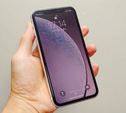 uiPhone XRvr[BXSXS Maxƌׂ銮xA@łʋ@łȂ