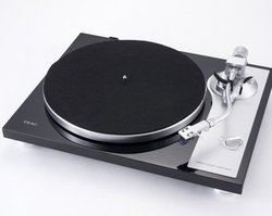 �e�B�A�b�N�̃��R�[�h�v���[���[�uTN-4D�v�𒮂��B��6.5���~�ŃT�G�N�R���{�̃A�[�����������ӗ~��