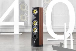 �u�����h�̗��j���ʂ�L���ɑ̌�����AFOCAL40���N�L�O�X�s�[�J�[�uSPECTRAL 40th�v���r���[