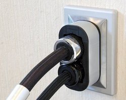 �d���[�q����Ɍ����I�t���e�b�N�uNCF Booster-Brace�v�g�����Ȃ����|�[�g