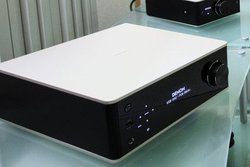 �g�������~���@�\�~�ǃf�U�C���h �����̐V�v�����C���o��I �f�m���uPMA-150H�v�𒮂�