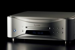 �Z�p���[�g�̋Z�p��1⟑̂ɏW��B�G�\�e���b�N�ɂ��Ǎ��̊��͈�̌^CD�v���[���[�gGrandioso�h�uK1X�v�̖��͂�T��