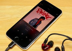 VuiPhone SEvw2TԁBłǂI