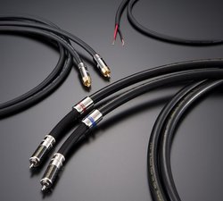 ���Y�P�[�u���u�����h�Ɂg���͂ȑI�����h���a���B�V���uM&M�f�U�C���v�̍��i���P�[�u��������