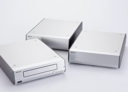 DELA�̃A�N�Z�T���[�̓t�@�C���Đ��̋��͂Ȗ����B�ŐV�h���C�u�ƃn�u�̎��͂��`�F�b�N�I