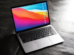 Apple M1ځuMacBook Airvr[BiڈȊÓj痈Rs[^