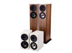 �k��AMPHION�̃X�s�[�J�[�A�ǂ����𔃂��ׂ��H �u�b�N�V�F���t�ƃg�[���{�[�C��O���r