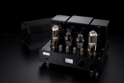 �g���C�I�[�h�́g�W�听�h�ƌ�����ǋ��A���v�BJUNONE�̃v�����C���uJUNONE 845S�v�𒮂�