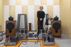 ���{���\���鐢�E�I�u�����h�g�G�A�[�^�C�g�h�A��т����T�E���h�𐶂ݏo�����ЍH�[��K�˂�