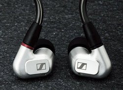 ���I���ɂ߂��t���O�V�b�v�B�[���n�C�U�[ �_�C�i�~�b�N�^�C���z���̋��Ɍn�uIE 900�v�𒮂�