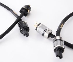 PC-Triple C�̃|�e���V���������S�����B�T�G�N�́g�����h�𒮂�����d���P�[�u��2�������Ō���