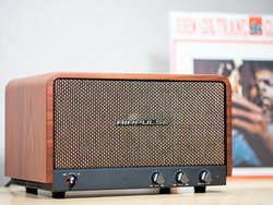 �ǂ��܂ł��g�I�[�f�B�I�v�z�h�A����AIRPULSE�����V���n��Bluetooth�X�s�[�J�[�uP100X�v���r���[