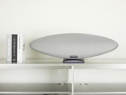 B&W �V�uZeppelin�v�𒮂��B�X�^�C���b�V���Łu���Ɋ����x�̍����v���C�����X�X�s�[�J�[���I