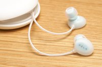 AZLA、ライブ用耳栓「POM1000」から『D4DJ Groovy Mix』コラボ