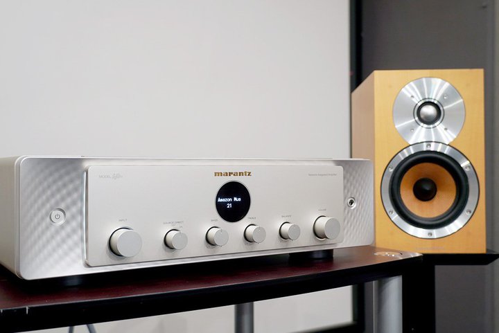 }cuMODEL 40nvŋxXs[J[ؗɕI @B&WuCM1vŎ