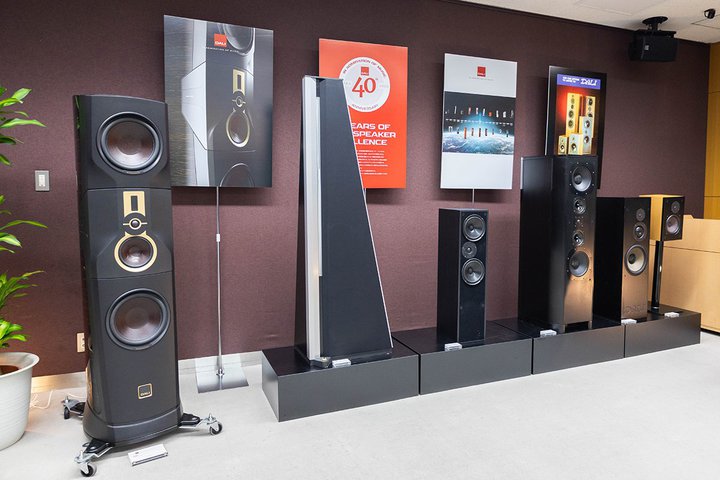 n40N}V܃Xs[J[uhEDALIBuh̋OՂƓB_T